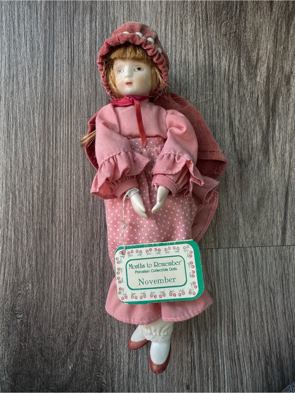 VTG Russ Berrie Months to Remember November Porcelain Doll Chrysanthemum Topaz